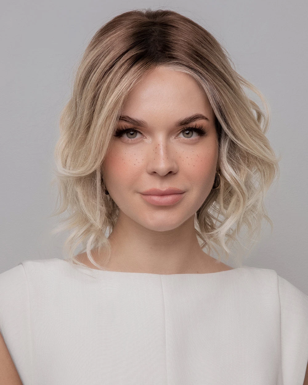 Rohan | Lace Front & Monofilament Top Synthetic Wig By Amore 6 Rohan | Lace Front & Monofilament Top Synthetic Wig By Amore - Image 6