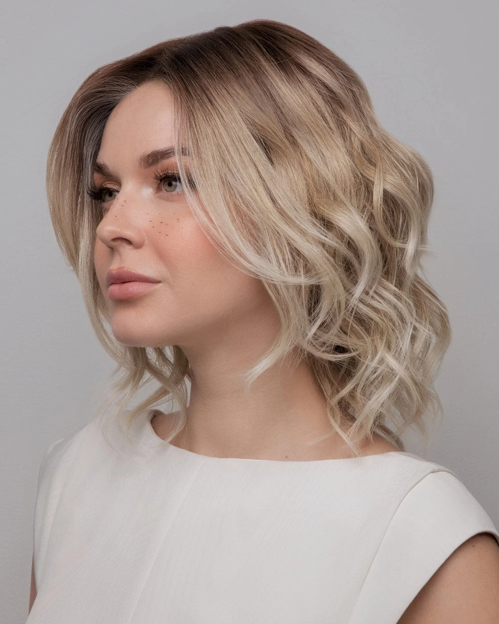 Rohan | Lace Front & Monofilament Top Synthetic Wig By Amore 10 Rohan | Lace Front & Monofilament Top Synthetic Wig By Amore - Image 10