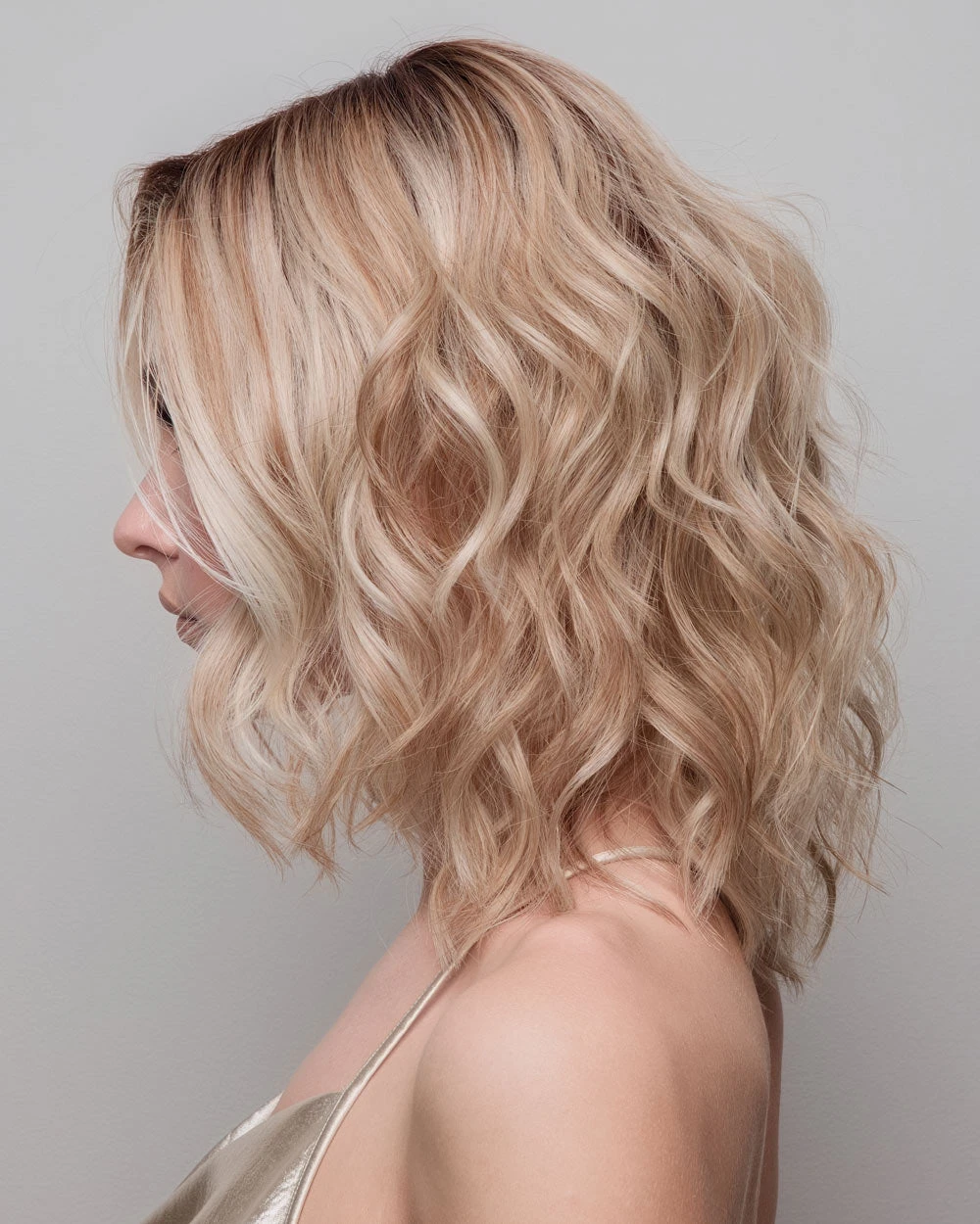 Rohan | Lace Front & Monofilament Top Synthetic Wig By Amore 16 Rohan | Lace Front & Monofilament Top Synthetic Wig By Amore - Image 16