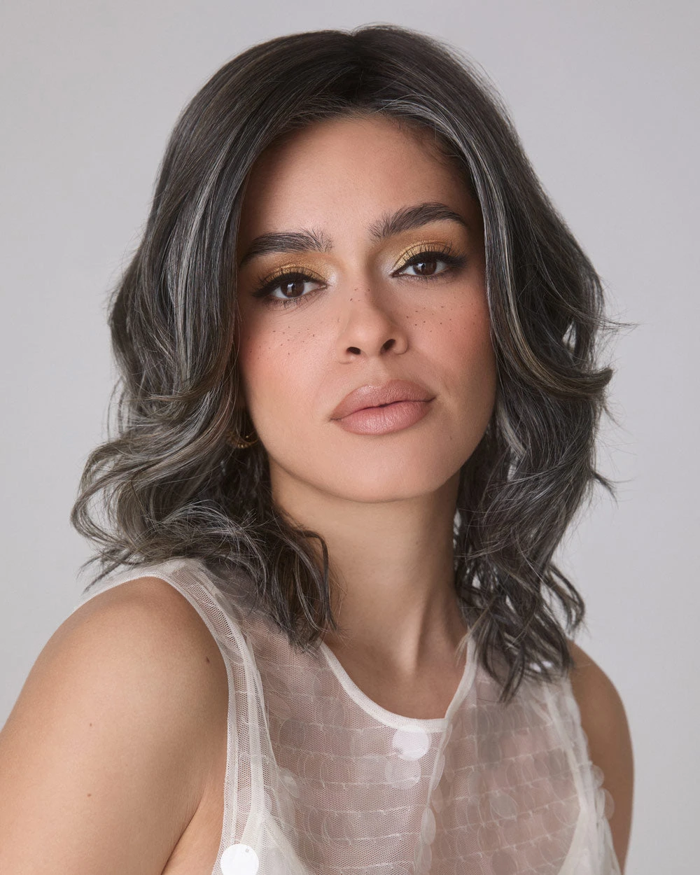 Rohan | Lace Front & Monofilament Top Synthetic Wig By Amore 2 Rohan | Lace Front & Monofilament Top Synthetic Wig By Amore - Image 2