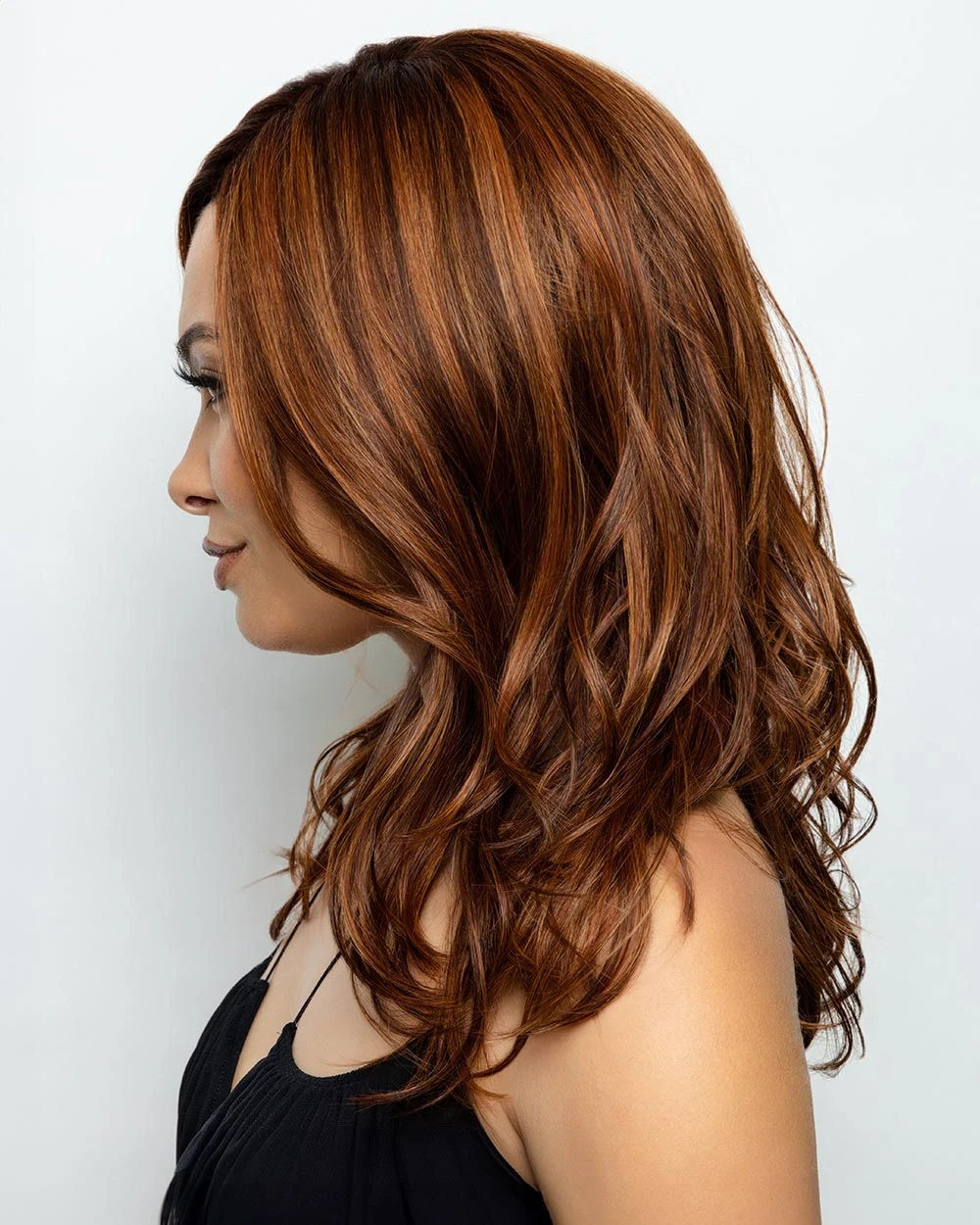 Leoni (Exclusive) | Lace Front & Monofilament Part Synthetic Wig By Alexander 9 Leoni (Exclusive) | Lace Front & Monofilament Part Synthetic Wig By Alexander - Image 9