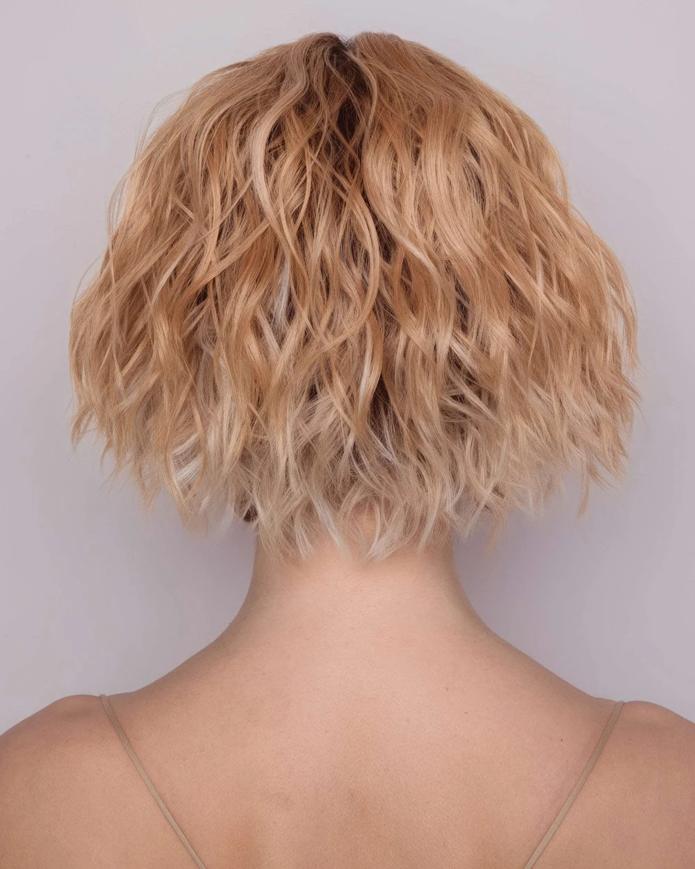 Rosanna (Exclusive) | Lace Front & Monofilament Part Synthetic Wig By Alexander 4 Rosanna (Exclusive) | Lace Front & Monofilament Part Synthetic Wig By Alexander - Image 4