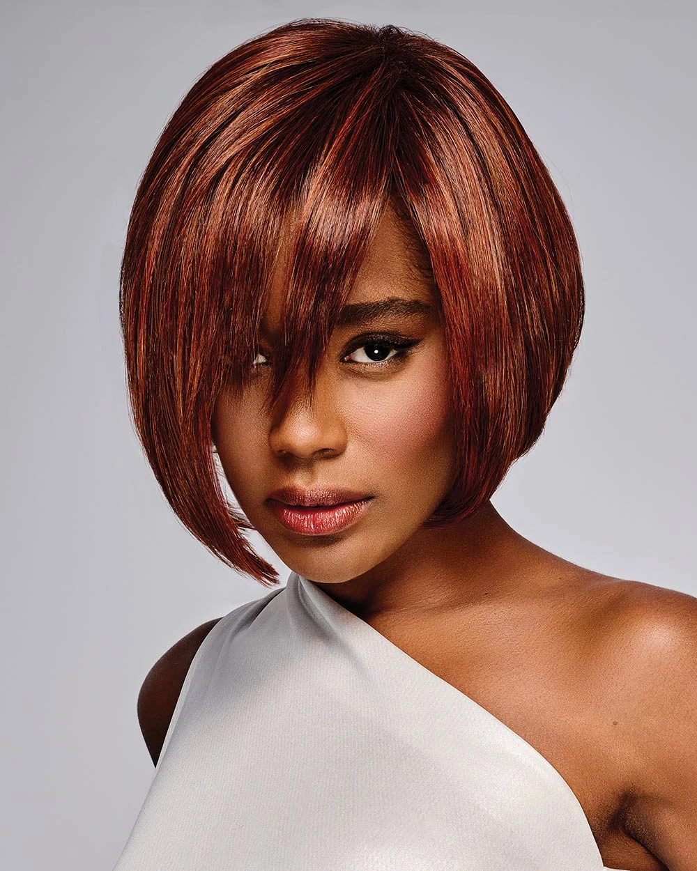 Amara | Lace Front Synthetic Wig By Kim Kimble 3 Amara | Lace Front Synthetic Wig By Kim Kimble - Image 3