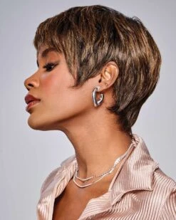 Nia | Lace Front Synthetic Wig By Kim Kimble -Best Wig Outlet Store KK31016 Nia Model2 M2