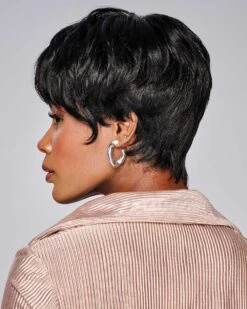 Nia | Lace Front Synthetic Wig By Kim Kimble -Best Wig Outlet Store KK31016 Nia Model S2