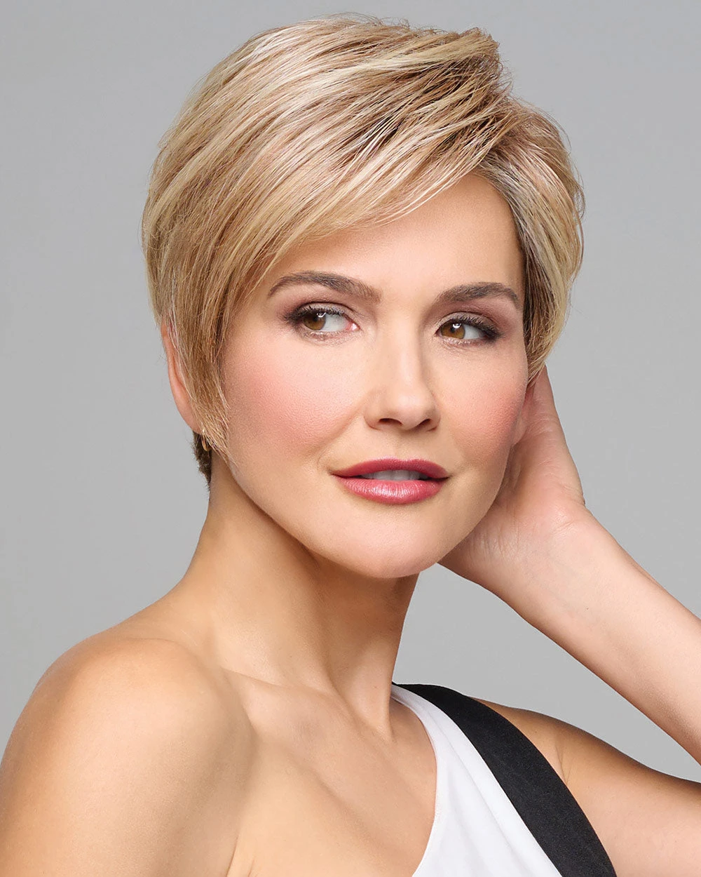 Monologue-Petite/Average | Lace Front & Monofilament Part Synthetic Wig By Raquel Welch 2 Monologue-Petite/Average | Lace Front & Monofilament Part Synthetic Wig By Raquel Welch - Image 2