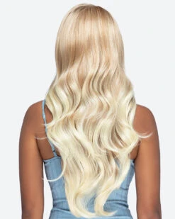 Finley | Lace Front Synthetic Wig By Vivica Fox -Best Wig Outlet Store VF31259 Finley TP613 27 B